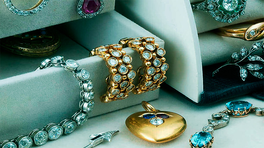 Luxury jewelry